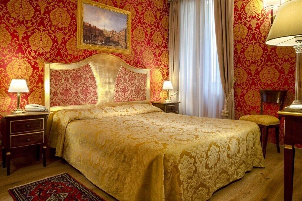 Bed and Breakfast Residenza Goldoni Венеция Экстерьер фото